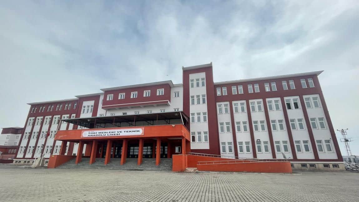 TOKİ Mesleki ve Teknik Anadolu Lisesi Fotoğrafı